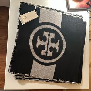 100% wool Tory Burch Black and Gray Logo Throw scarf